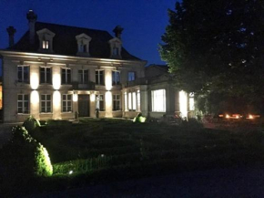 Гостиница La Maison Dans le Parc  Сен-Дизье